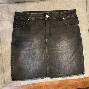 Jean Black Skirt
